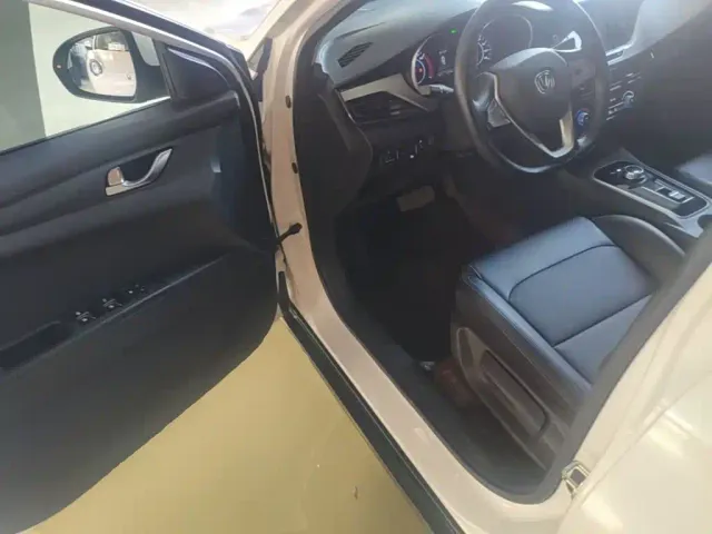 Changan Eado — Фото автомобиля 16