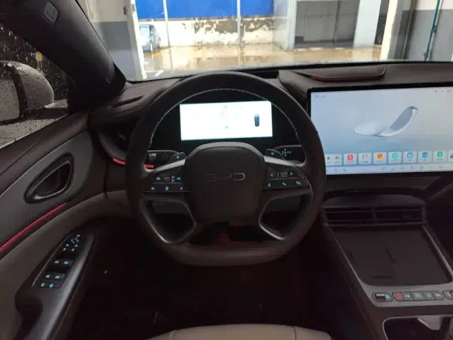 BYD Seal 07 DM-i — Фото автомобиля 14
