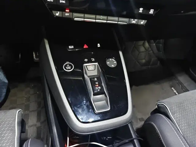 Audi Q5 e-tron — Фото автомобиля 6