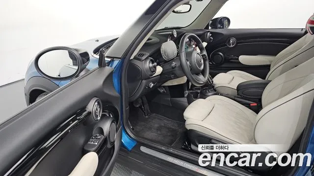 Mini Cooper — Фото автомобиля 10