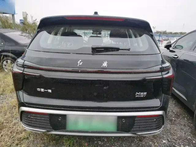 Hongqi HS3 PHEV — Фото автомобиля 5