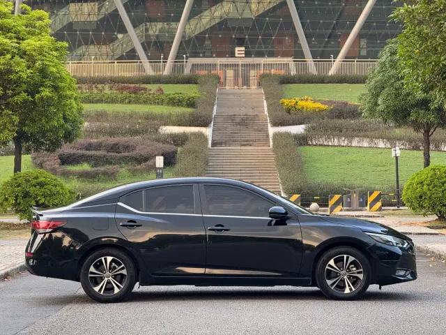 Nissan Sylphy — Фото автомобиля 19