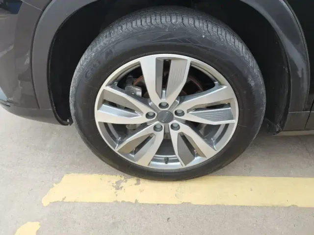 Geely Haoyue — Фото автомобиля 22