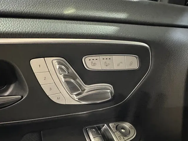 Mercedes-Benz V-Class — Фото автомобиля 15