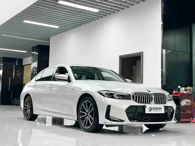BMW BMW 3 Series 2024 320Li M Sport Package — Фото автомобиля 3