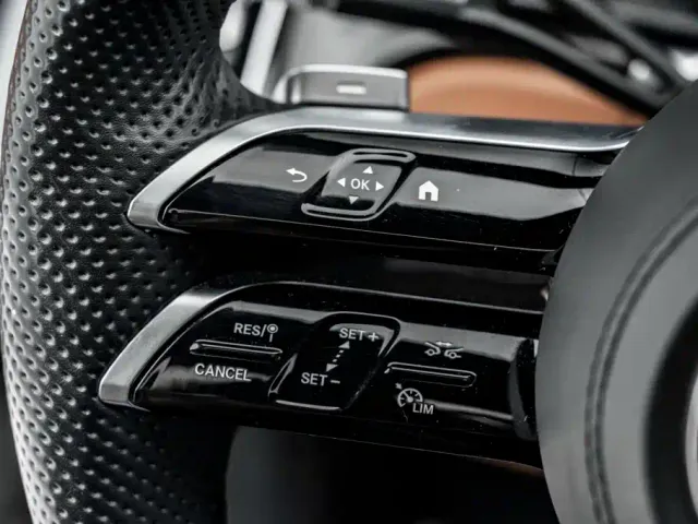 Mercedes-Benz S-Class — Фото автомобиля 9