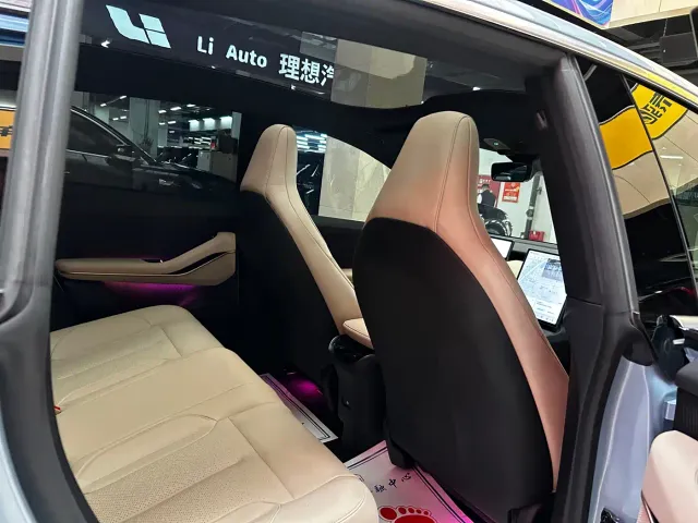 Nio ET5 Touring — Фото автомобиля 11