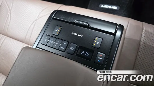 Lexus ES — Фото автомобиля 25
