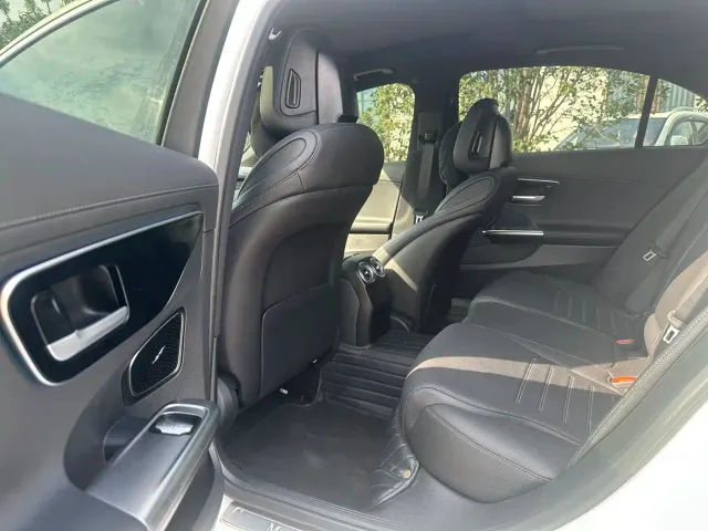 Mercedes-Benz C-Class — Фото автомобиля 5