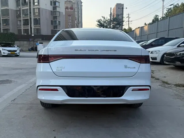 BYD Qin PLUS — Фото автомобиля 13