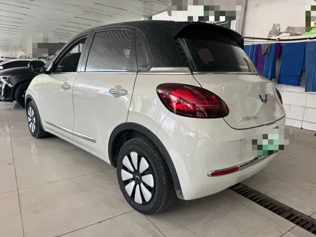 Wuling Bingo — Фото автомобиля 12