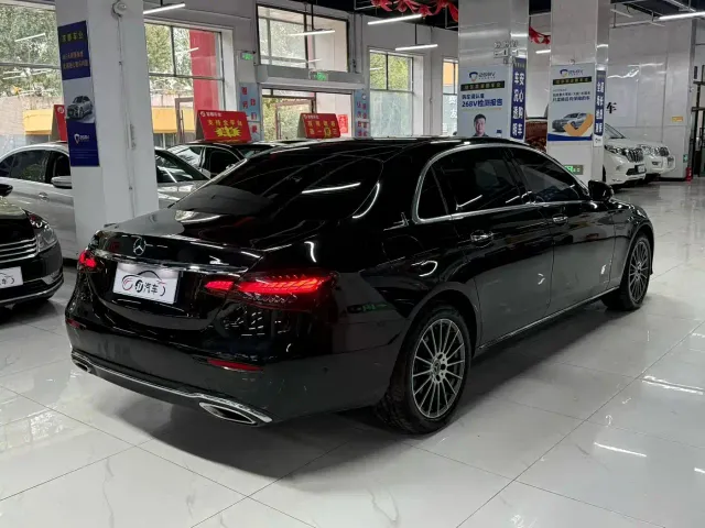 Mercedes-Benz Mercedes-Benz E-Class 2023 Facelift E 260 L — Фото автомобиля 5