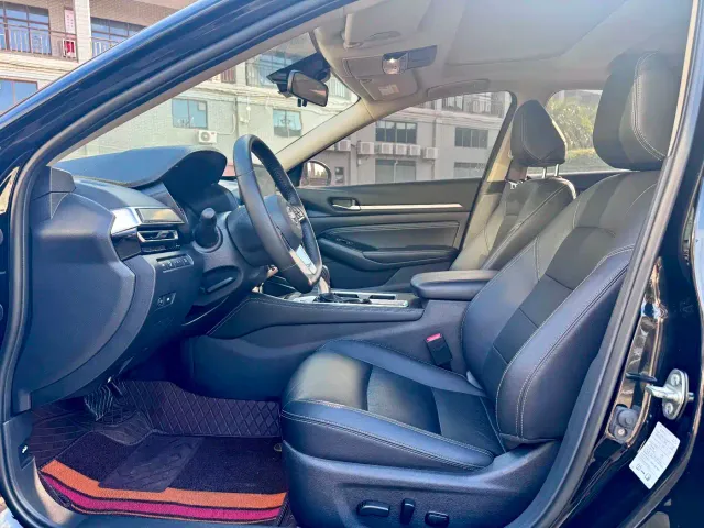Nissan Teana — Фото автомобиля 5