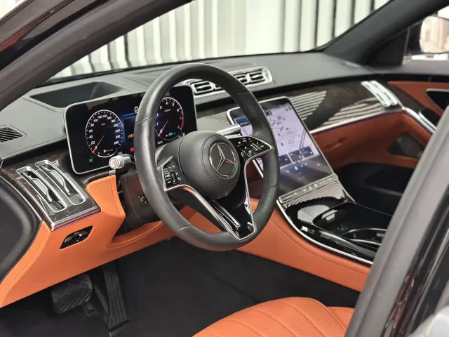 Mercedes-Benz S-Class — Фото автомобиля 11