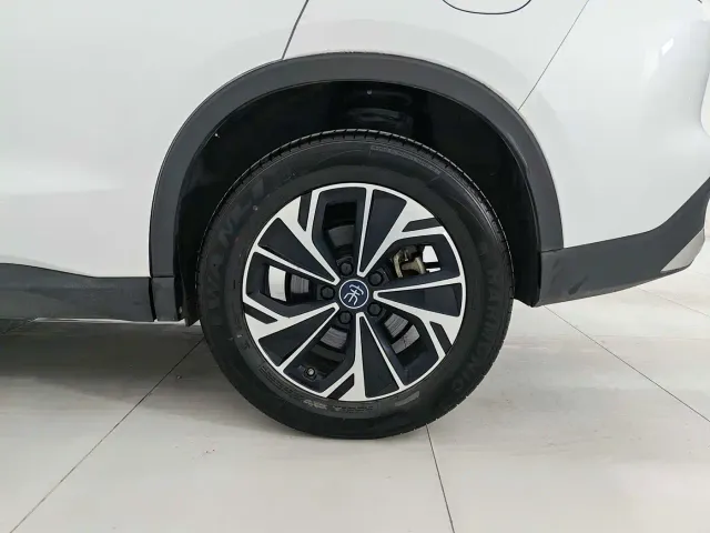 BYD Song Pro — Фото автомобиля 9
