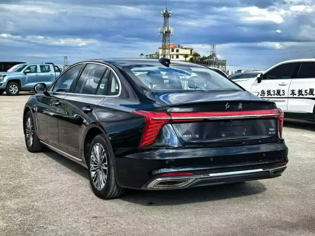 Hongqi H5 — Фото автомобиля 8