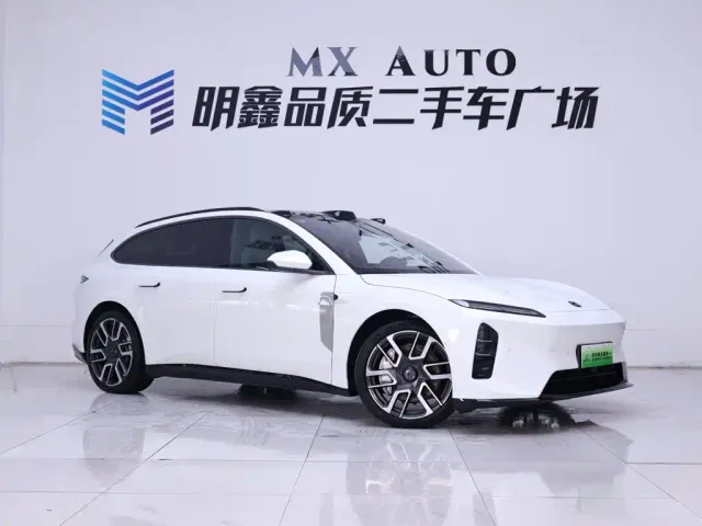 Nio ET5 Touring — Фото автомобиля 5
