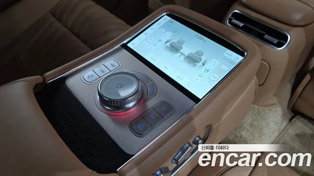 Genesis G90 Бензин 3.5 турбо AWD — Фото автомобиля 6