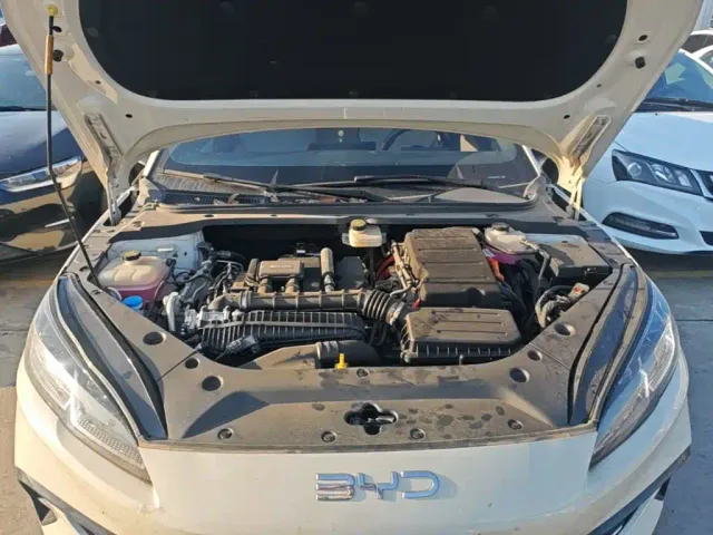 BYD Seal 06 — Фото автомобиля 19
