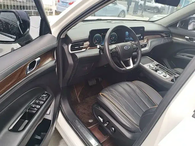 Ford Territory — Фото автомобиля 15