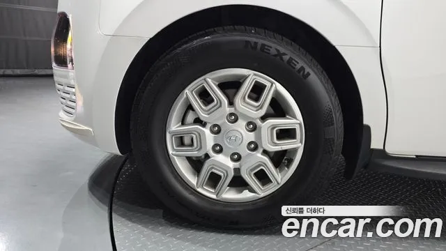 Hyundai Staria Staria 2WD автодом — Фото автомобиля 5