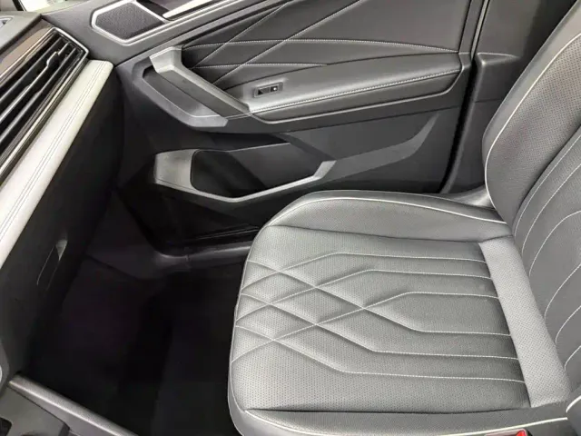 Volkswagen Tiguan L — Фото автомобиля 13
