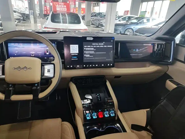 BYD FangChengBao Leopard 5 — Фото автомобиля 12