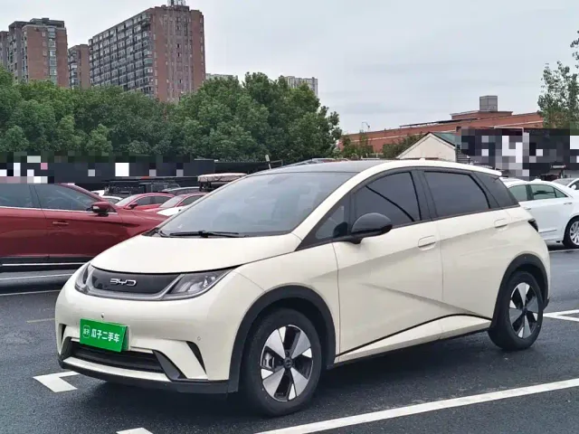 Фотография автомобиля — BYD Dolphin