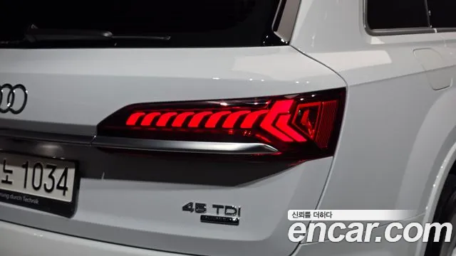 Audi Q7 4M — Фото автомобиля 8
