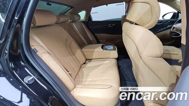 Genesis G80 Бензин 2.5 турбо AWD — Фото автомобиля 11