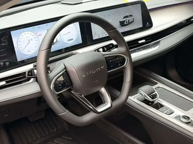 Chery Arrizo 8 — Фото автомобиля 7