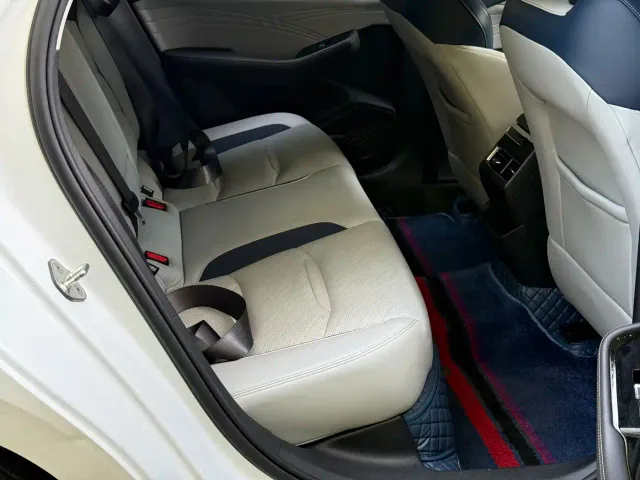 Geely Xingrui — Фото автомобиля 19