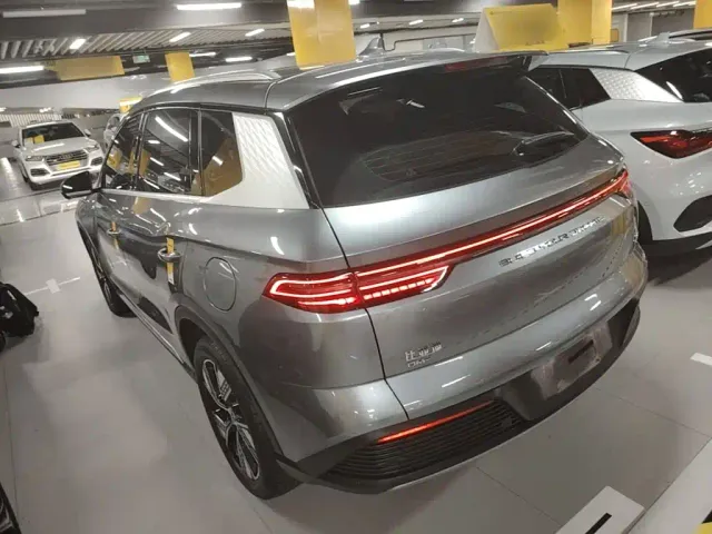 BYD Song Pro — Фото автомобиля 4