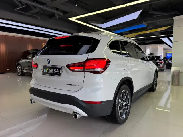 BMW X1 — Фото автомобиля 5