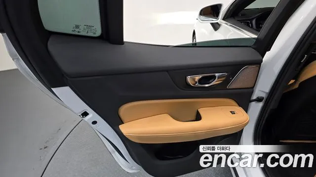 Вольво S60 S60 третьего поколения B5 Ultra Bright — Фото автомобиля 19