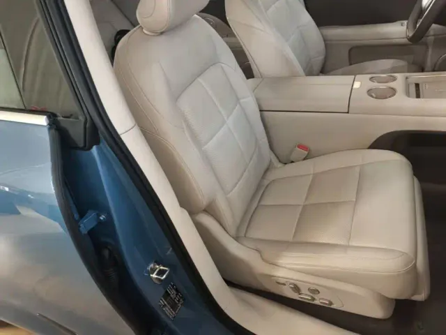 IM Motors LS6 — Фото автомобиля 24