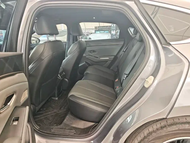 BYD Qin L — Фото автомобиля 6