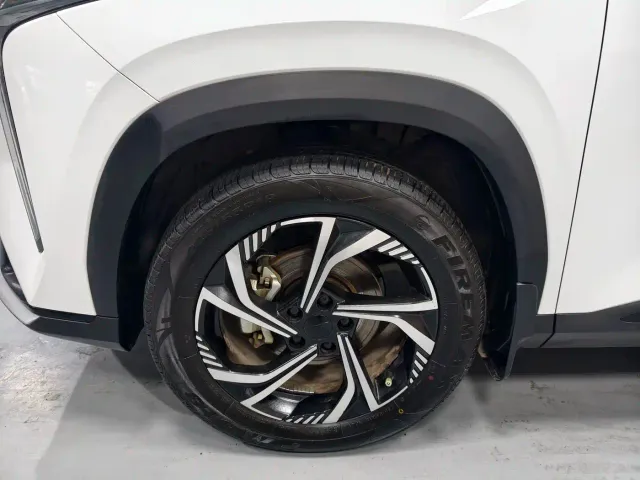 Geely Boyue — Фото автомобиля 13