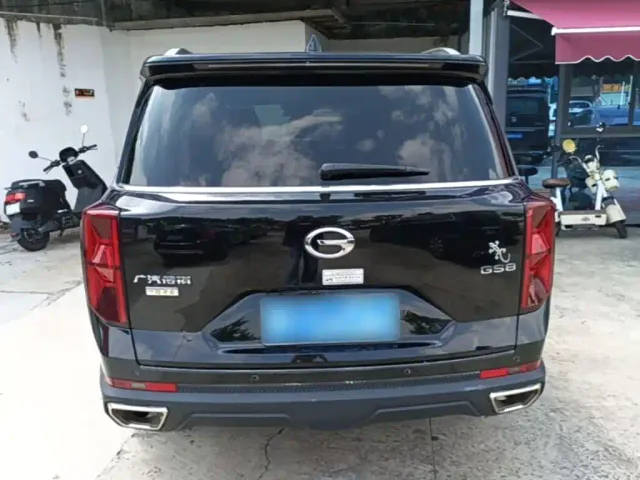 GAC Trumpchi GS8 — Фото автомобиля 5