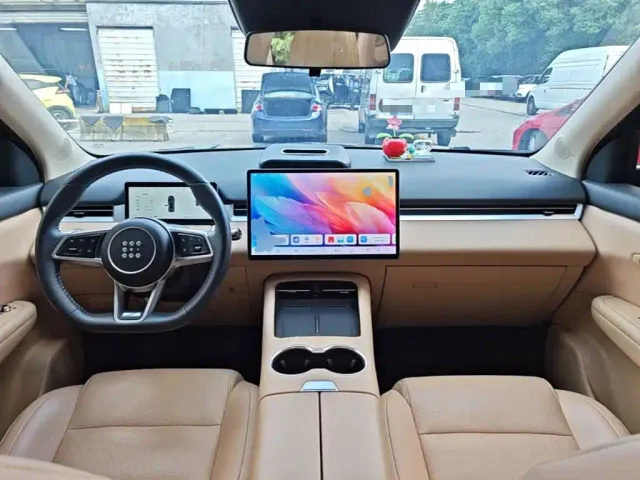 Landian E5 PLUS — Фото автомобиля 9