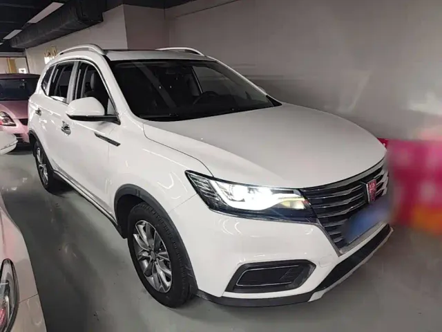 Roewe RX5 — Фото автомобиля 3