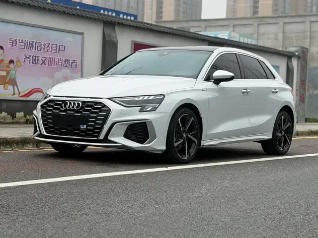 Фотография автомобиля — Audi A3