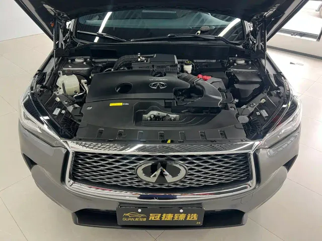 Infiniti QX50 — Фото автомобиля 2