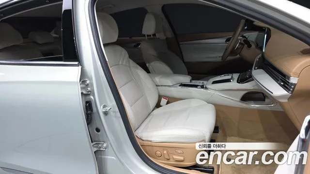Hyundai Grandeur Новый Grandeur IG — Фото автомобиля 8