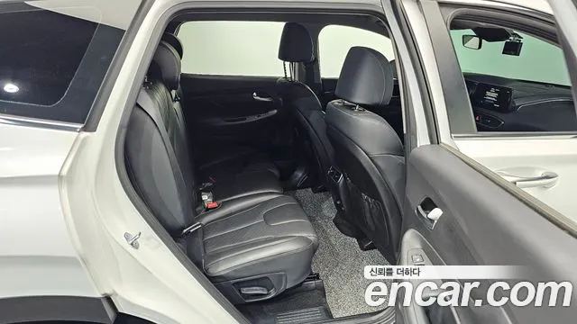 Hyundai Santafe Новый Santa Fe Бензин 2.5T 2WD — Фото автомобиля 12