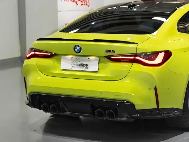 BMW M4 — Фото автомобиля 7
