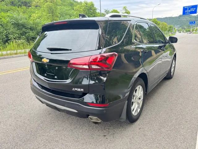 Chevrolet Equinox — Фото автомобиля 7