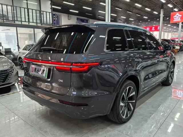 Li Auto ONE — Фото автомобиля 15