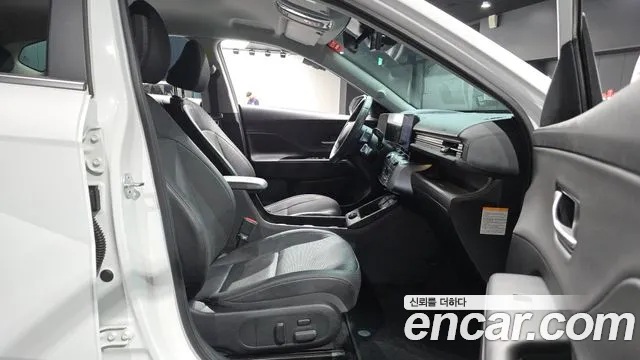 Hyundai Kona SX2 — Фото автомобиля 16