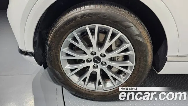 Genesis GV80 2.5T Бензин 2WD — Фото автомобиля 5